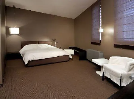 别墅 The Stone 贝利伊斯库尔